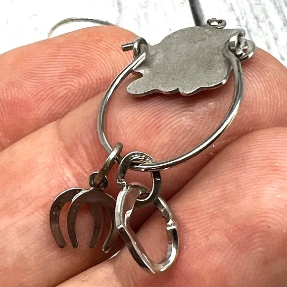 158. 925 Sterling signed Beau charm pendant necklace on Italy Sterling chain. - Picture 10 of 12